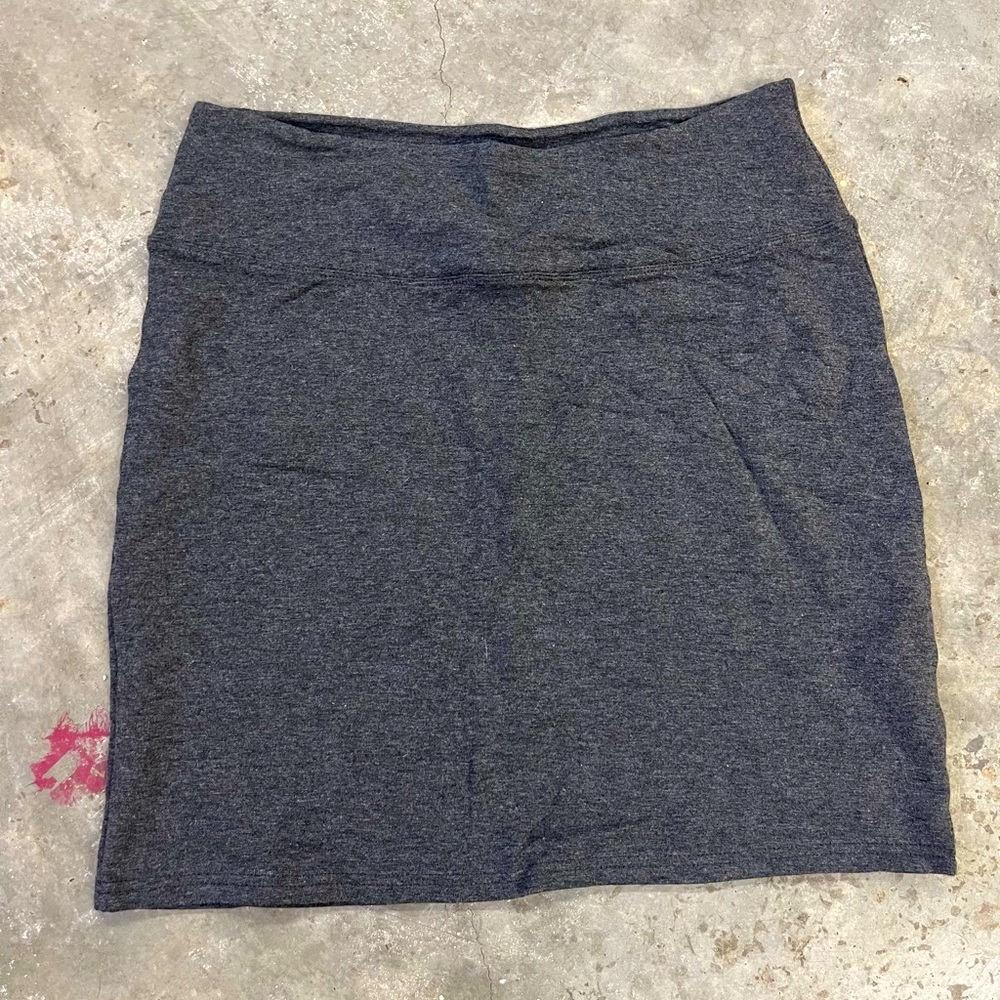 Grey mini skirt